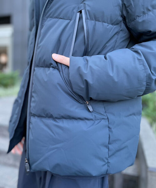 GLOSTER（グロスター）の「【GLOSTER/グロスター】ミニリップ フーデットダウンブルゾン（ダウンジャケット/コート・メンズ・ブラック/ネイビー/グレイッシュベージュ・MEDIUM/LARGE）」の22枚目の写真