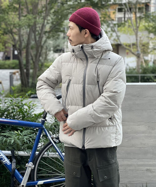 GLOSTER（グロスター）の「【GLOSTER/グロスター】ミニリップ フーデットダウンブルゾン（ダウンジャケット/コート・メンズ・ブラック/ネイビー/グレイッシュベージュ・MEDIUM/LARGE）」の12枚目の写真