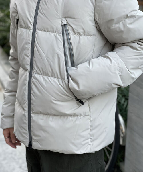 GLOSTER（グロスター）の「【GLOSTER/グロスター】ミニリップ フーデットダウンブルゾン（ダウンジャケット/コート・メンズ・ブラック/ネイビー/グレイッシュベージュ・MEDIUM/LARGE）」の9枚目の写真