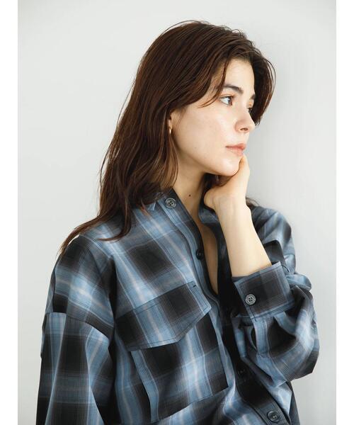 koe（コエ）の「オンブレチェックBIGシャツ*（シャツ/ブラウス・レディース・ベージュ/レッド/ブルー・M）」の20枚目の写真