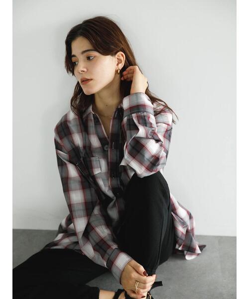 koe（コエ）の「オンブレチェックBIGシャツ*（シャツ/ブラウス・レディース・ベージュ/レッド/ブルー・M）」の16枚目の写真