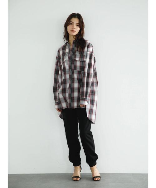 koe（コエ）の「オンブレチェックBIGシャツ*（シャツ/ブラウス・レディース・ベージュ/レッド/ブルー・M）」の15枚目の写真