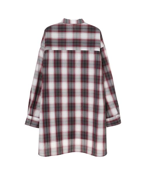 koe（コエ）の「オンブレチェックBIGシャツ*（シャツ/ブラウス・レディース・ベージュ/レッド/ブルー・M）」の12枚目の写真