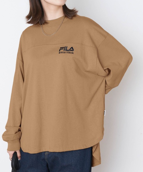 FILA（フィラ）の「FILA/フィラ 別注 フロントロゴ刺繍＆バックプリント ビッグシルエットフットボール長袖Tシャツ（Tシャツ/カットソー・レディース・モカ/グリーン系その他/ホワイト/グレイッシュブルー/グレイッシュベージュ/ブラック・FREE）」の3枚目の写真