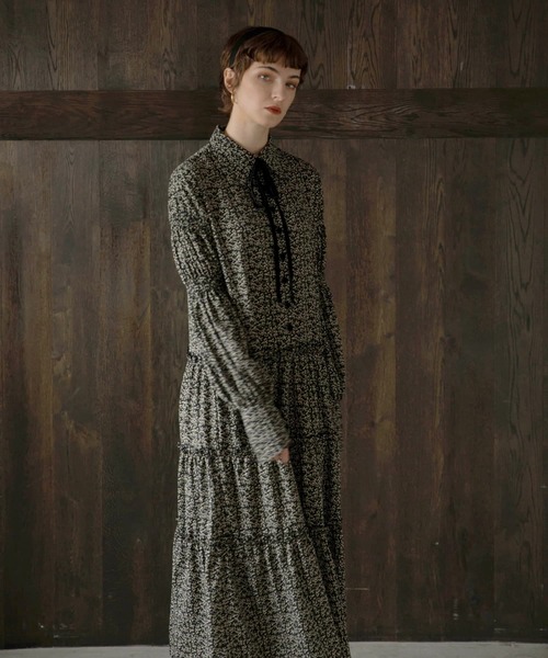 MIELI INVARIANT（ミエリインヴァリアント）の「Floral Tiered Shirt  