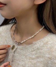apres jour mignon（アプレジュールミニョン）の「【apresjour mignon×ARIAZ】パール切替ネックレス（ネックレス）」