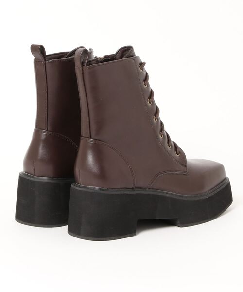Fabby fabby（ファビィーファビィー）の「スクエアレースアップ厚底ショートブーツ（ブーツ・レディース・ブラック/オフホワイト/ブラウン・MEDIUM/SMALL/LARGE/X-SMALL）」の5枚目の写真