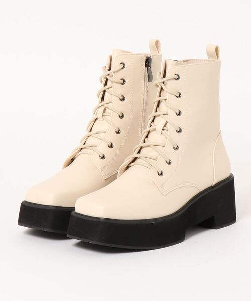 Fabby fabby（ファビィーファビィー）の「スクエアレースアップ厚底ショートブーツ（ブーツ・レディース・ブラック/オフホワイト/ブラウン・MEDIUM/SMALL/LARGE/X-SMALL）」の6枚目の写真