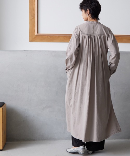 OMNES(オムネス)の「塩縮加工タイプライタービッグポケットシャツワンピース(ワンピース・レディース・ホワイト/ブラック/ベージュ/ブルー系その他・FREE)」の15枚目の写真