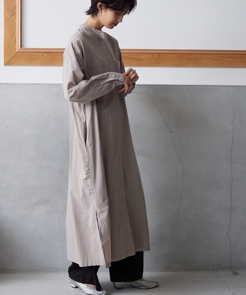 OMNES(オムネス)の「塩縮加工タイプライタービッグポケットシャツワンピース(ワンピース・レディース・ホワイト/ブラック/ベージュ/ブルー系その他・FREE)」の16枚目の写真