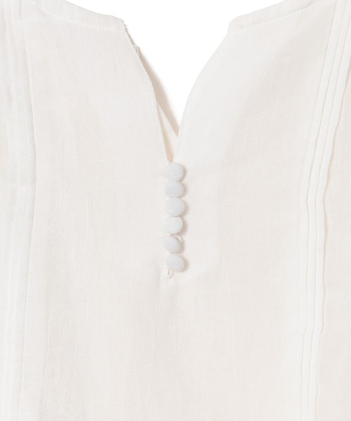 LAYMEE（レイミー）の「Leaf embroidery 2way tunic / リーフエンブロイデリー2wayチュニック（シャツ/ブラウス・レディース・ホワイト/ネイビー/キャメル・FREE）」の17枚目の写真