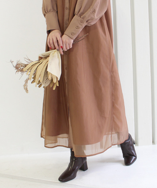 MODE ROBE（モードローブ）の「オーガンジーレイヤードワンピース（シャツワンピース・レディース・ブラウン/グレイッシュベージュ・FREE）」の12枚目の写真