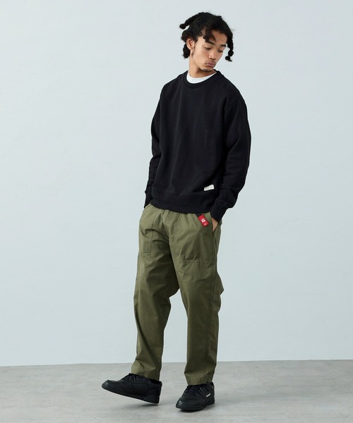 Alpha Industries（アルファインダストリーズ）の「【直営店限定】パッチドラベルクルーネックスウェット（無地）（スウェット・メンズ・ホワイト/ブラック/ヘザーグレー・MEDIUM/LARGE/X-LARGE）」の10枚目の写真