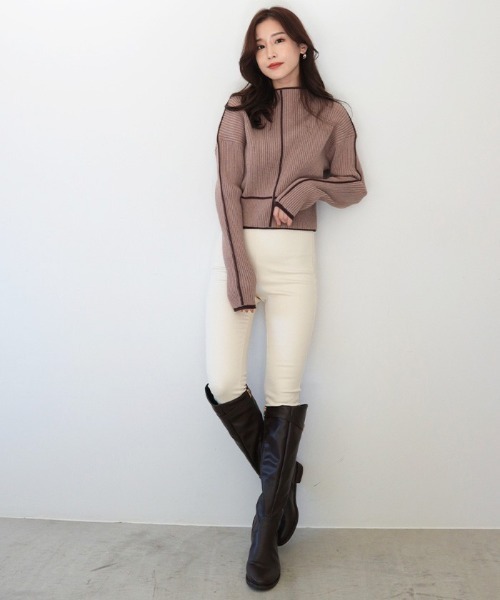 AMBIENT(アンビエント)の「バイカラーパイピングリブニット(ニット/セーター・レディース・ブラック/オリーブ/モカ/アイボリー・FREE)」の13枚目の写真