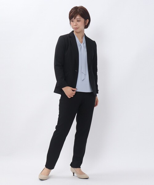 UNTITLED(アンタイトル)の「◆「L」レイナジャージーテーパードパンツ【洗える・抗菌防臭】(スーツパンツ・レディース・ブラック/ダークネイビー・50/42/48/04/44/46)」の14枚目の写真