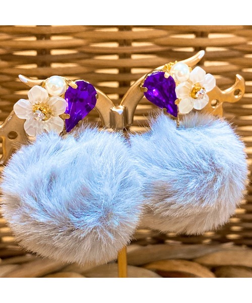 tone(トーン)の「【LoveAmooN】bijou×fur grayflower (MA)(ピアス(両耳用)・レディース・ゴールド・FREE)」の4枚目の写真
