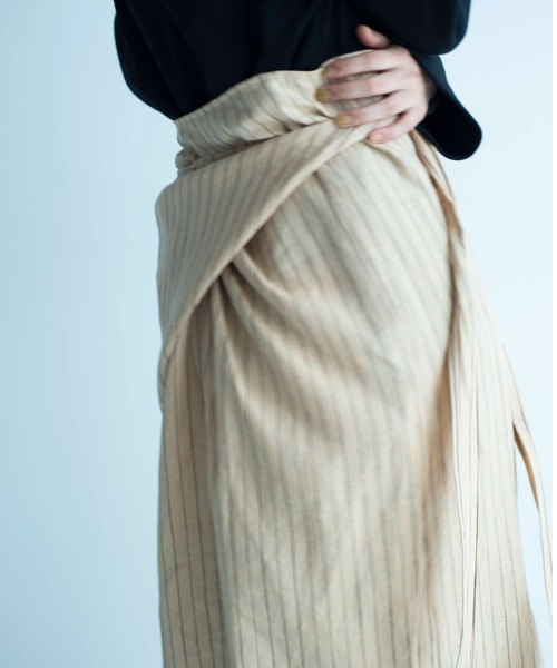 ONEME（ワンム）の「【 ONEME 】ラップアラウンドスカート（スカート・レディース・ベージュ/アイボリー・FREE）」の2枚目の写真