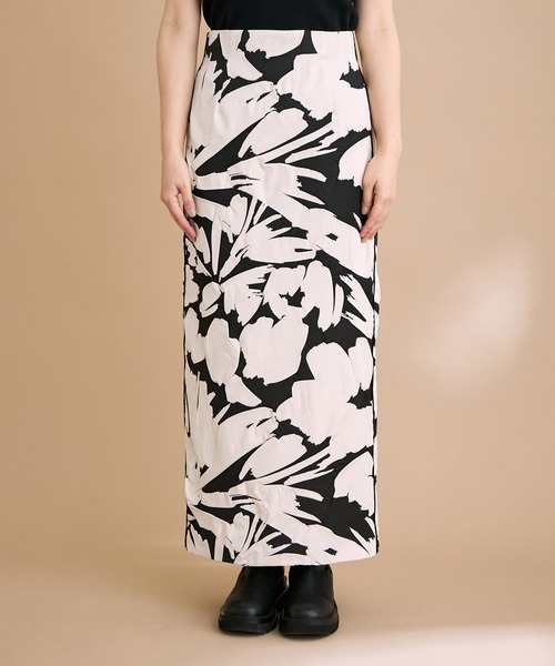 ADAM ET ROPE'（アダムエロペ）の「シュリンクプリントスカート（スカート・レディース・オレンジ系その他/ブラック系その他・38/36）」の11枚目の写真