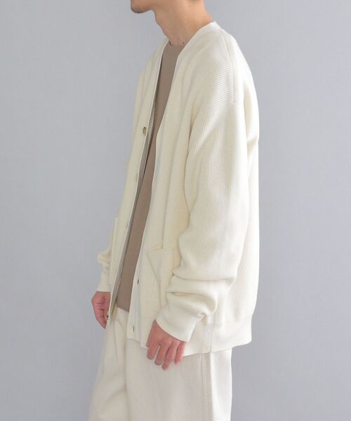 SHIPS（シップス）の「SHIPS:〈手洗い可能〉コットン/アクリル 超度詰め アゼ カーディガン（カーディガン/ボレロ・メンズ・ライトブルー/ネイビー/オフホワイト/グリーン/コバルトブルー・SMALL/MEDIUM/LARGE/X-LARGE）」の10枚目の写真