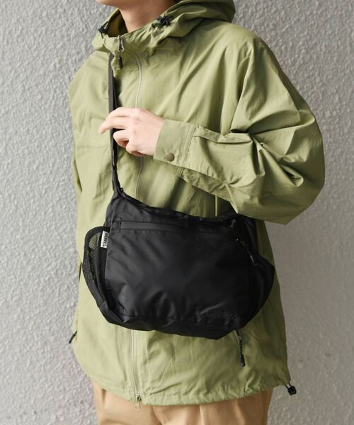 GERRY(ジェリー)の「【WEB限定】GERRY: 【撥水】シーム ショルダー バック◇(ショルダーバッグ・メンズ・ブラック・ONE SIZE)」の15枚目の写真