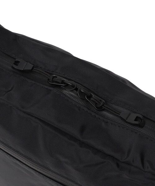GERRY(ジェリー)の「【WEB限定】GERRY: 【撥水】シーム ショルダー バック◇(ショルダーバッグ・メンズ・ブラック・ONE SIZE)」の9枚目の写真
