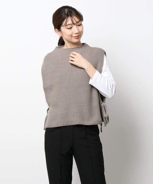 Te chichi(テチチ)の「サイドリボンスタンドベスト(ベスト・レディース・ブラック/ベージュ/モカ・フリ-)」の8枚目の写真