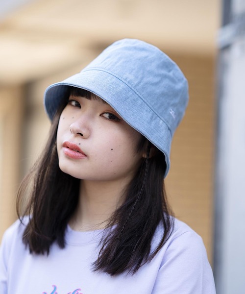 X-girl（エックスガール）の「BASIC BUCKET HAT/ベーシック　バケットハット（ハット・レディース・ホワイト/ブラック/ライトインディゴブルー/ライトパープル・ONE SIZE）」の9枚目の写真