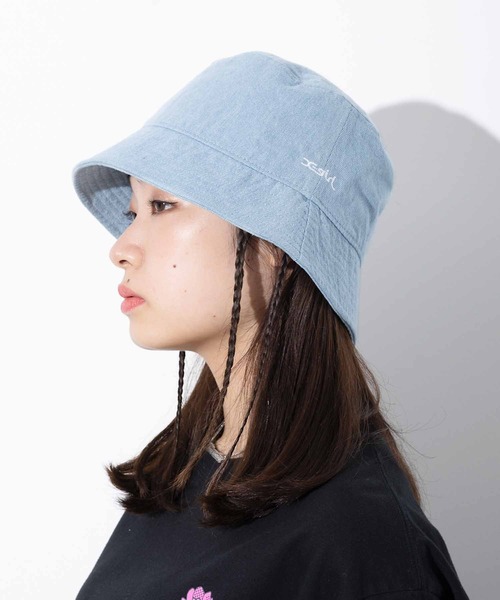 X-girl（エックスガール）の「BASIC BUCKET HAT/ベーシック　バケットハット（ハット・レディース・ホワイト/ブラック/ライトインディゴブルー/ライトパープル・ONE SIZE）」の17枚目の写真