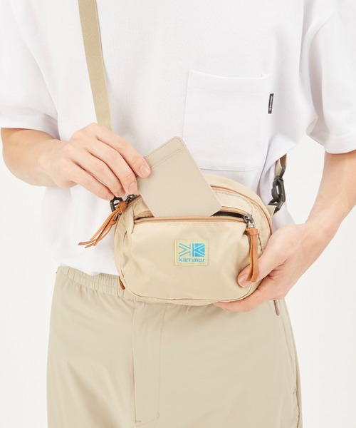 karrimor(カリマー)の「VT pouch(ボディバッグ/ウエストポーチ・メンズ・ライトブルー/ブラック/ベージュ系/ライトオリーブ/マルチ・ONESIZE)」の14枚目の写真