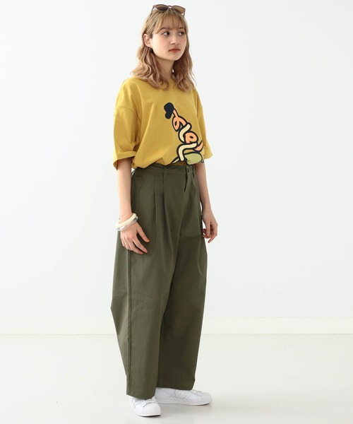 YUYA × BeAMS DOT(ユウヤバイビームスドット)の「YUYA × BeAMS DOT / “YURU” アート Tシャツ(Tシャツ/カットソー・メンズ・ベージュ/マスタード・MEDIUM/LARGE)」の5枚目の写真