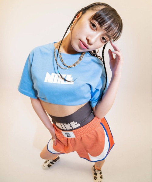 NIKE（ナイキ）の「NIKE WOMENS TEE BOXY CIRCA 2 / ナイキ ウィメンズ ボクシー Tシャツ 【SP】（Tシャツ/カットソー・メンズ・オレンジ/ブルー/ホワイト・L/M/S/XL）」の9枚目の写真