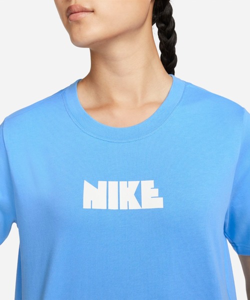 NIKE（ナイキ）の「NIKE WOMENS TEE BOXY CIRCA 2 / ナイキ ウィメンズ ボクシー Tシャツ 【SP】（Tシャツ/カットソー・メンズ・オレンジ/ブルー/ホワイト・L/M/S/XL）」の13枚目の写真