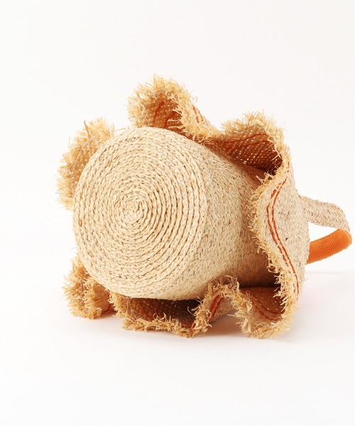 kakatoo(カカトゥ)の「KAKATOO ラフィアフリルカゴバッグ(かごバッグ・レディース・オレンジ・FREE)」の2枚目の写真