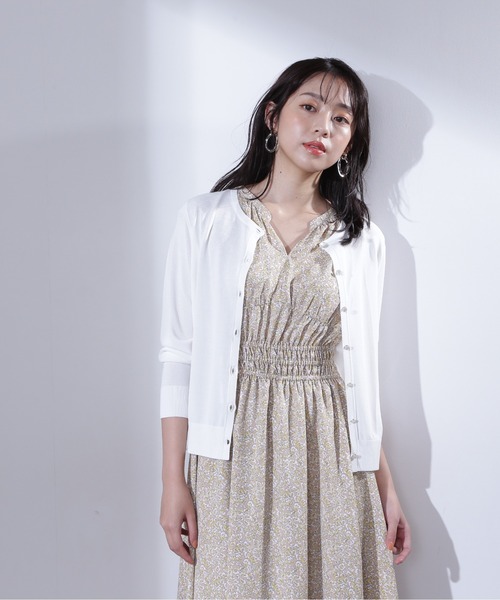 NATURAL BEAUTY BASIC(ナチュラルビューティーベーシック)の「レーヨンナイロン16Gカーディガン(カーディガン/ボレロ・レディース・ブラック/オフホワイト/オレンジ/グリーン・MEDIUM)」の5枚目の写真