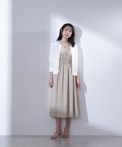NATURAL BEAUTY BASIC(ナチュラルビューティーベーシック)の「レーヨンナイロン16Gカーディガン(カーディガン/ボレロ・レディース・ブラック/オフホワイト/オレンジ/グリーン・MEDIUM)」の12枚目の写真