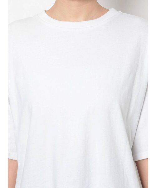 EMODA（エモダ）の「バックプリントオーバーTシャツ（Tシャツ/カットソー・レディース・ホワイト/ブラック/グレー/ブルー・FREE）」の12枚目の写真