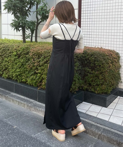 archives（アルシーヴ）の「Ｂａｃｋリボンスリットキャミワンピース（ワンピース・レディース・ブラック/アイボリー/ブルーグレー・MEDIUM）」の22枚目の写真