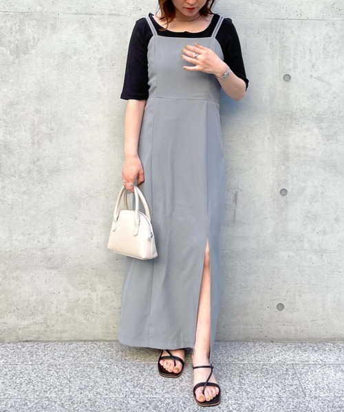 archives（アルシーヴ）の「Ｂａｃｋリボンスリットキャミワンピース（ワンピース・レディース・ブラック/アイボリー/ブルーグレー・MEDIUM）」の8枚目の写真