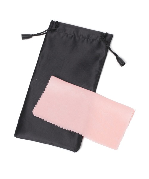 ALAND（エーランド）の「【UNISEX】3.3Field Trip／#62226 GLASSES 2295191（サングラス・レディース・ホワイト/ブラック・FREE）」の4枚目の写真