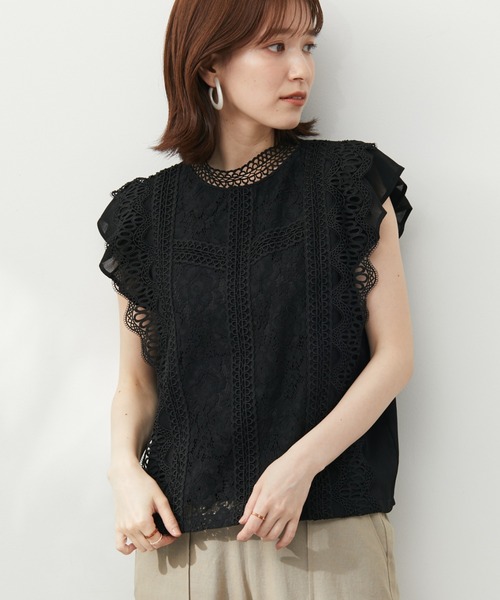 ELENCARE DUE(エレンカーレデュエ)の「・ELENCARE DUE イロイロレースノースリブラウス(シャツ/ブラウス・レディース・ブラック/オフホワイト/イエロー/ライトカーキ・FREE)」の2枚目の写真