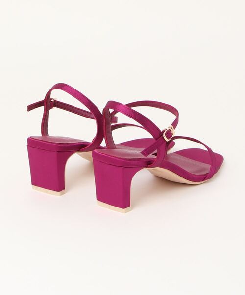 Te chichi(テチチ)の「ミニマルバーサンダル(サンダル・レディース・イエロー/カーキ/パープル・37/38)」の4枚目の写真