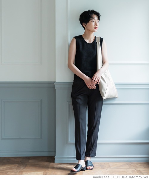 coca(coca)(コカ)の「合皮トライアングルバッグ(ショルダーバッグ・レディース・ブラック/シルバー・ONE SIZE)」の12枚目の写真