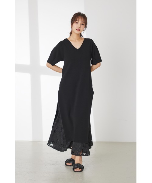 LILIDIA(リリディア)の「ロングスリットニットTOPS(ニット/セーター・レディース・ブラック/ライトピンク/ライトブラウン・MEDIUM/SMALL)」の1枚目の写真