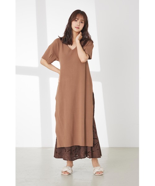 LILIDIA(リリディア)の「ロングスリットニットTOPS(ニット/セーター・レディース・ブラック/ライトピンク/ライトブラウン・MEDIUM/SMALL)」の9枚目の写真