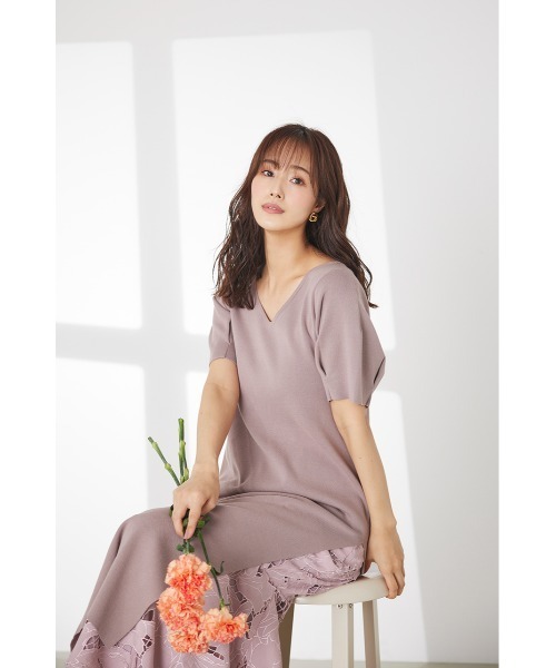 LILIDIA(リリディア)の「ロングスリットニットTOPS(ニット/セーター・レディース・ブラック/ライトピンク/ライトブラウン・MEDIUM/SMALL)」の16枚目の写真