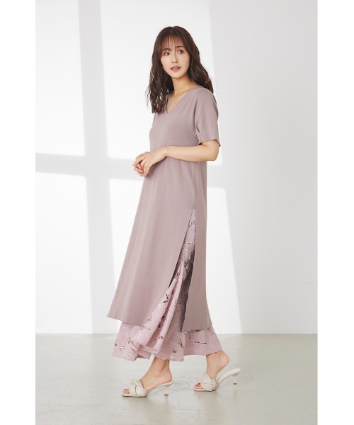 LILIDIA(リリディア)の「ロングスリットニットTOPS(ニット/セーター・レディース・ブラック/ライトピンク/ライトブラウン・MEDIUM/SMALL)」の17枚目の写真