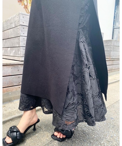 LILIDIA(リリディア)の「ロングスリットニットTOPS(ニット/セーター・レディース・ブラック/ライトピンク/ライトブラウン・MEDIUM/SMALL)」の8枚目の写真