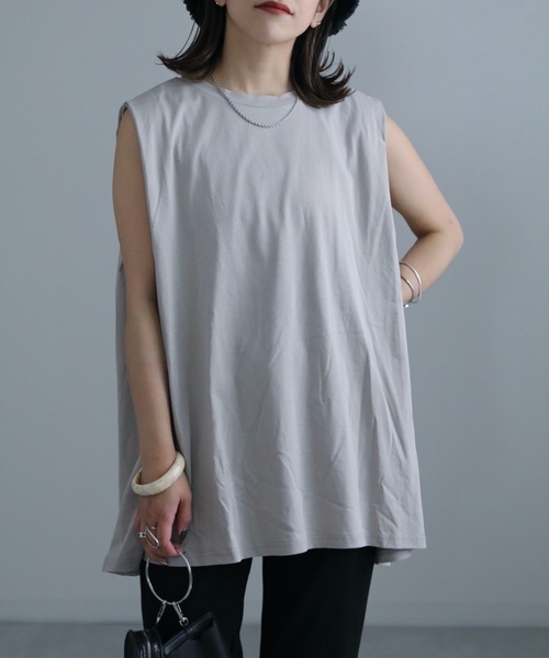 ap retro(アプレトロ)の「肩タックノースリフレアTEE(Tシャツ/カットソー・レディース・グレイッシュベージュ/スミクロ/オフホワイト/ブラック/ブラック×ホワイト/ホワイト×ブラック・FREE)」の8枚目の写真