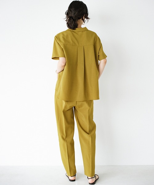 haco!（ハコ）の「雨にも負けず賢くきれいにお手軽に！楽ちんなのにきちんと見えする　お仕事にも便利な撥水加工の開衿シャツ（シャツ/ブラウス・レディース・マスタード/ダークネイビー・SMALL/MEDIUM/LARGE/X-LARGE）」の19枚目の写真