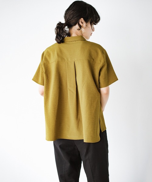 haco!（ハコ）の「雨にも負けず賢くきれいにお手軽に！楽ちんなのにきちんと見えする　お仕事にも便利な撥水加工の開衿シャツ（シャツ/ブラウス・レディース・マスタード/ダークネイビー・SMALL/MEDIUM/LARGE/X-LARGE）」の11枚目の写真